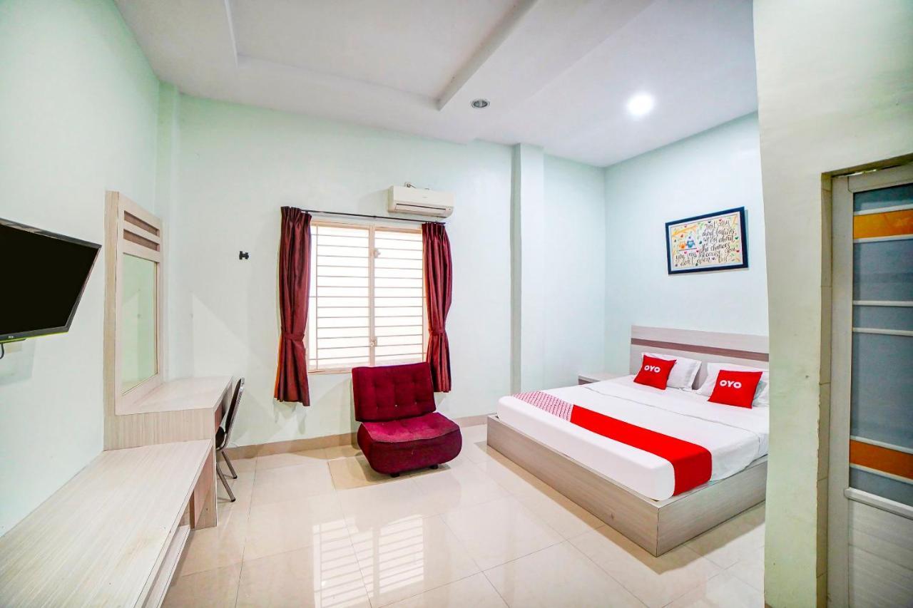 Oyo 91170 Ayahanda Residence Medan Exterior photo